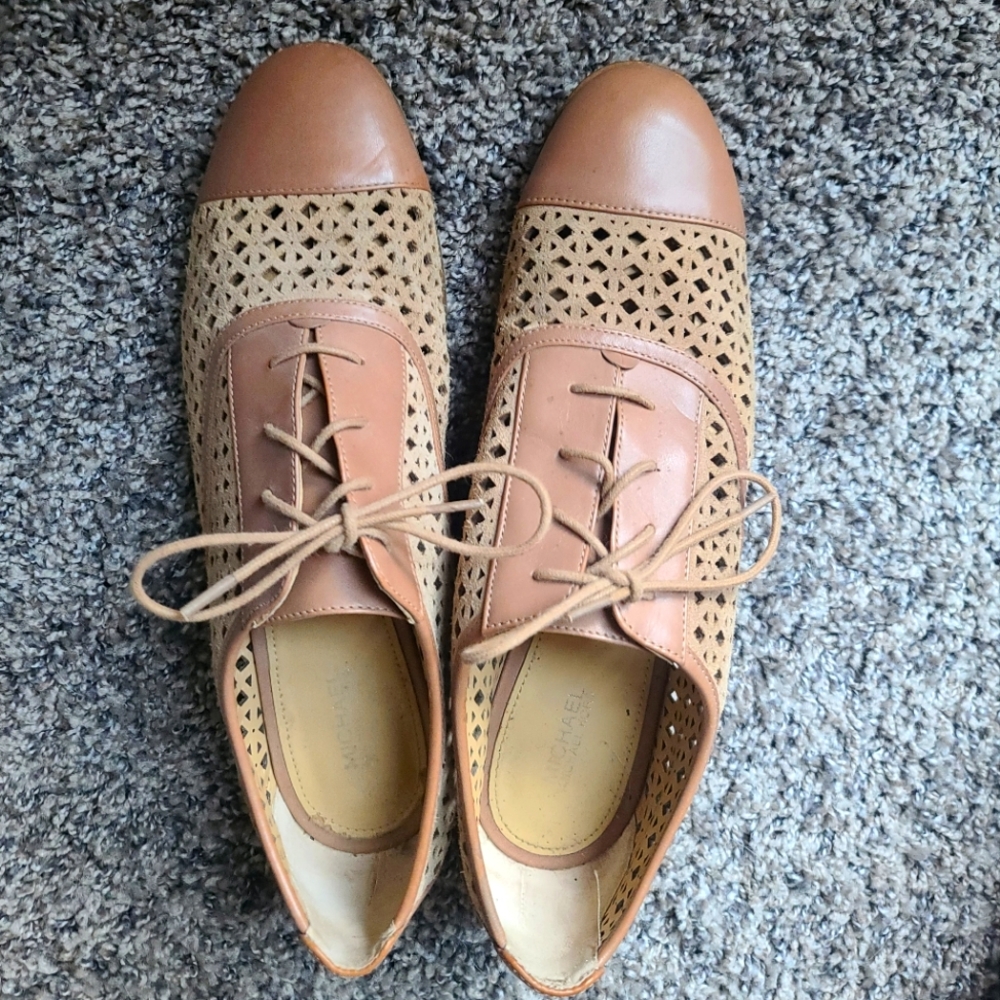 Michael Kors Sunny-Lace Up Oxford Shoes